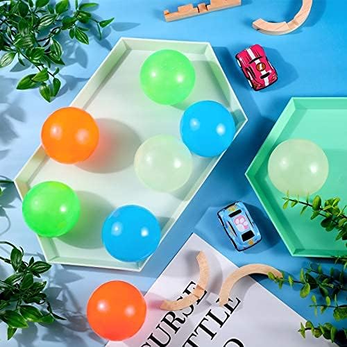 🌟  Glow in The Dark Sticky Balls